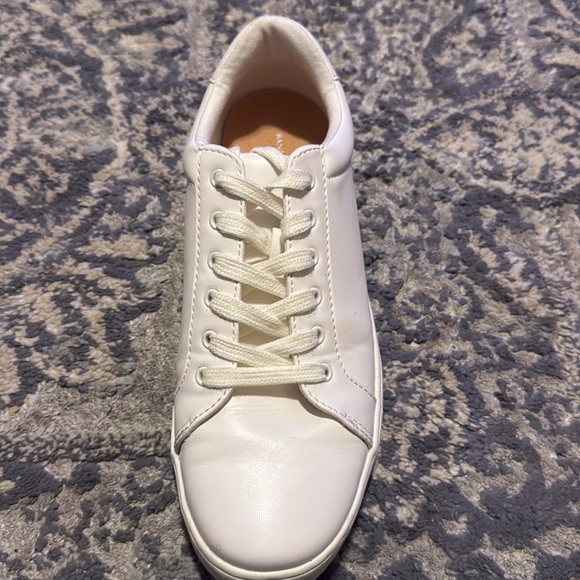 Banana Republic White Lace Up Sneakers Size 7.5 - Picture 11 of 12